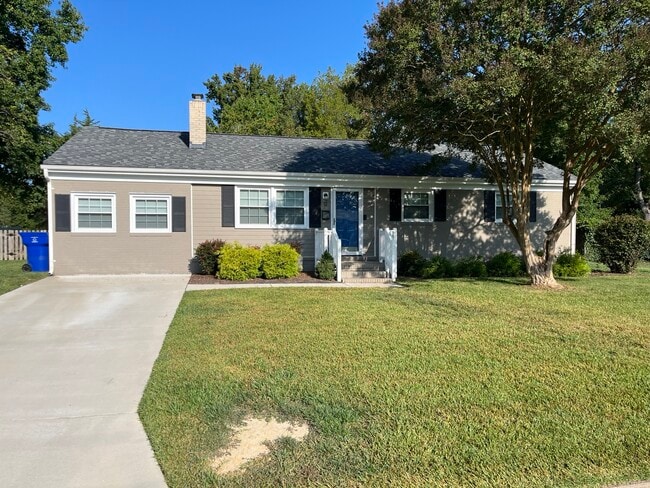property at 12 Fairway Ln