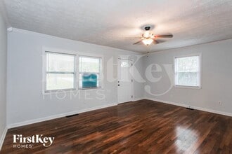 3549 Tulip Dr in Decatur, GA - Building Photo - Building Photo