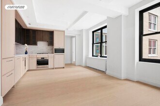 720 W End Ave in New York, NY - Building Photo - Building Photo