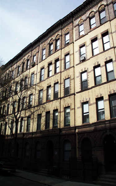 325 E 89th St in New York, NY - Foto de edificio