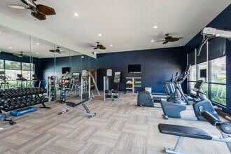 5200 Pointe W Cir in Richmond, TX - Building Photo - Building Photo