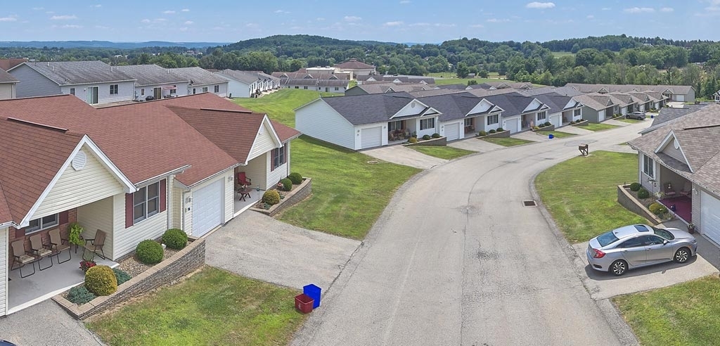 Sterling Hills Apartments in Indiana, PA - Building Photo