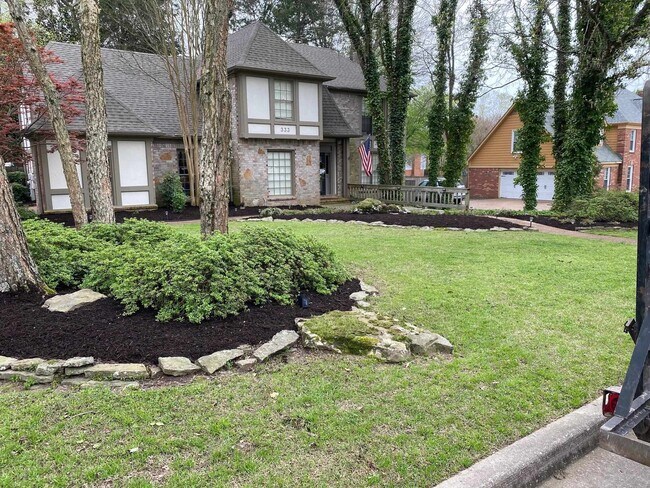 property at 333 Songbird Rd