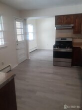 1776 Oak Tree Rd in Edison, NJ - Building Photo - Building Photo