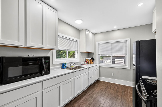 1303 Sorin St in South Bend, IN - Building Photo - Building Photo