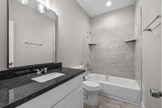 1026 Clinton Park St in Houston, TX - Building Photo - Building Photo