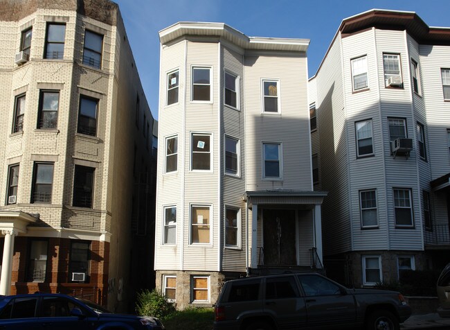 63 Cliff Ave in Yonkers, NY - Building Photo - Building Photo