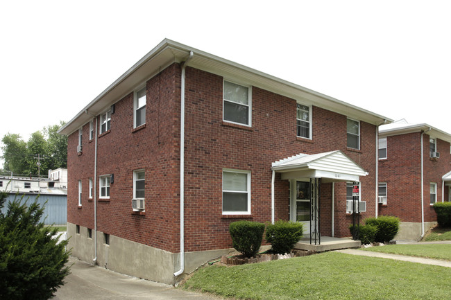 1041 Parkway Dr in Louisville, KY - Foto de edificio - Building Photo