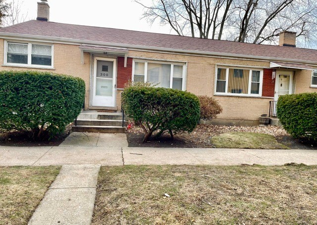 300 Sherman Ave in Evanston, IL - Building Photo