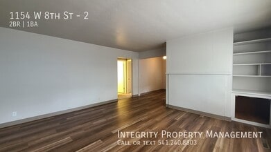 1154 W 8th St in Medford, OR - Building Photo - Building Photo