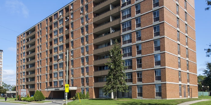 Westview Apartments in Belleville, ON - Building Photo