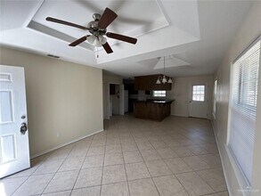 300 W Albatross Ave in Pharr, TX - Building Photo - Building Photo