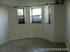 1258 Commonwealth Ave in Boston, MA - Foto de edificio - Building Photo