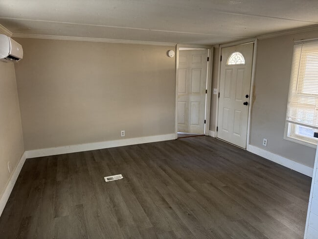 442 Mush Creek Rd in Travelers Rest, SC - Building Photo - Building Photo