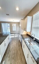 518 Narrow Vw Ln in Groveland, FL - Building Photo - Building Photo