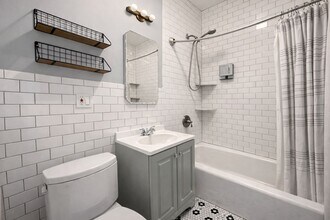 96-13 Metropolitan Ave in Queens, NY - Building Photo - Building Photo