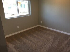 1615 NE Rumgay Ln in Bend, OR - Building Photo - Building Photo