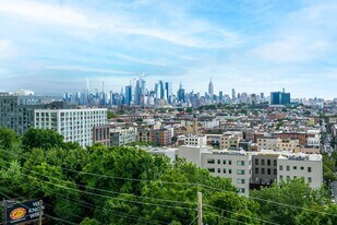 352 Ogden Ave. in Jersey City, NJ - Building Photo