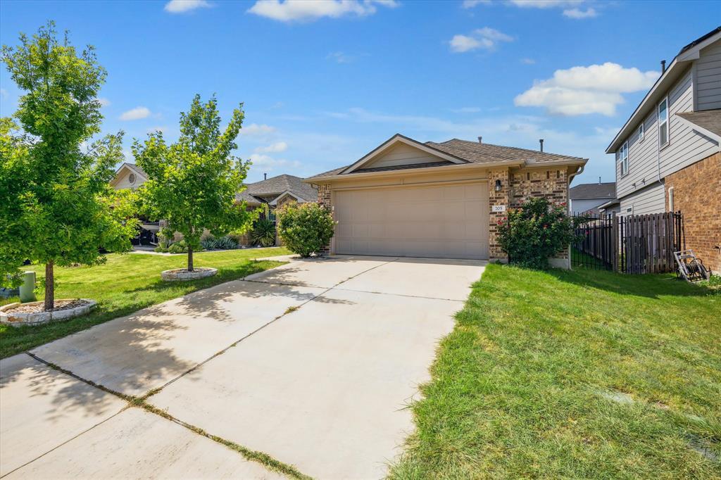 705 Callahan Ln in Georgetown, TX - Building Photo