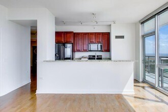 1629 S Prairie Ave in Chicago, IL - Foto de edificio - Building Photo