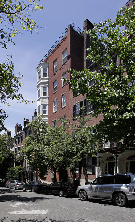 5 Chestnut St in Boston, MA - Foto de edificio