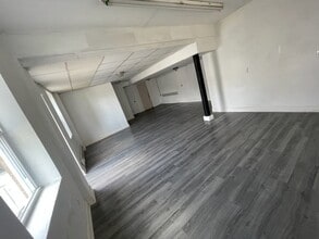 546 E Tulpehocken St in Philadelphia, PA - Building Photo - Building Photo