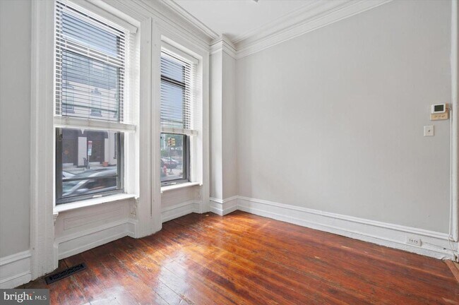 property at 159 N 21st St