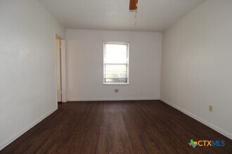 602 N 21st St in Copperas Cove, TX - Building Photo - Building Photo