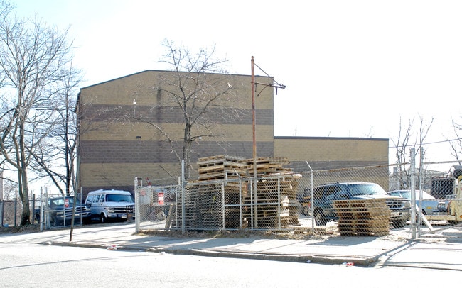 PLASE Apartments in Baltimore, MD - Building Photo - Building Photo