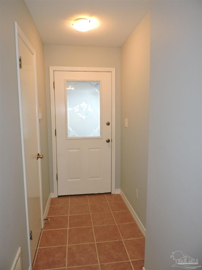 7663 Charter Oaks Dr in Pensacola, FL - Building Photo - Building Photo