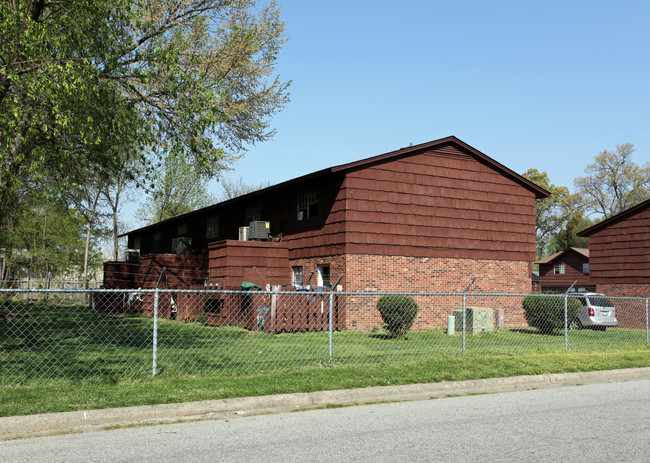 714 McPherson St in Greensboro, NC - Building Photo - Building Photo