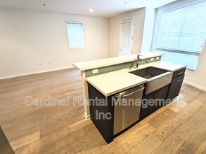 11912 Laurelwood Dr in Los Angeles, CA - Building Photo - Building Photo