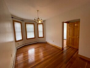 295 Bolton St, Unit 2 in Boston, MA - Building Photo - Building Photo
