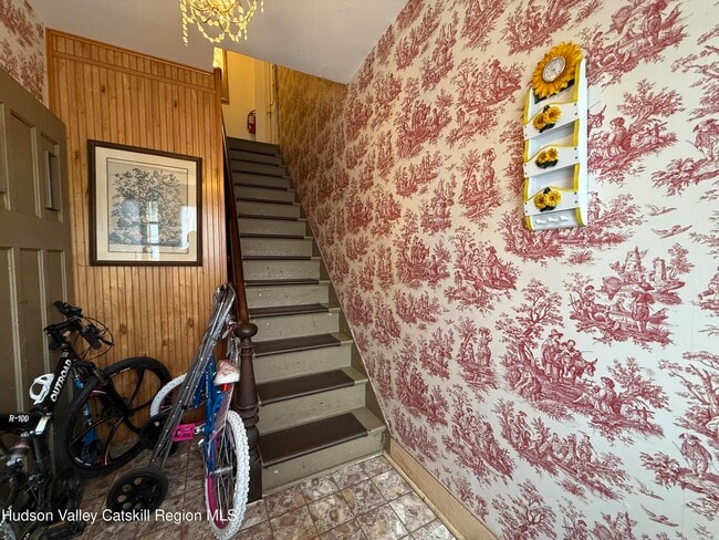 12 Market St in Saugerties, NY - Building Photo - Building Photo