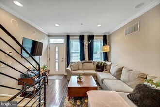 535 Morse St in Philadelphia, PA - Foto de edificio - Building Photo