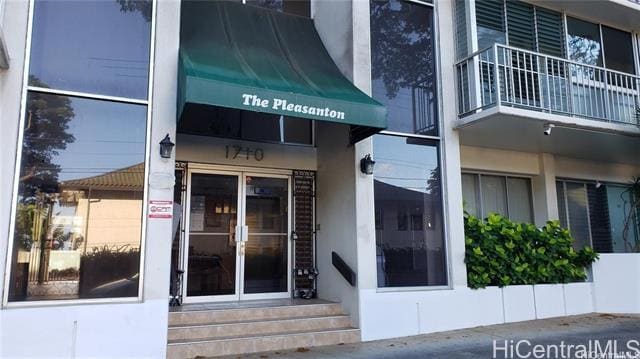 property at 1710 Punahou St