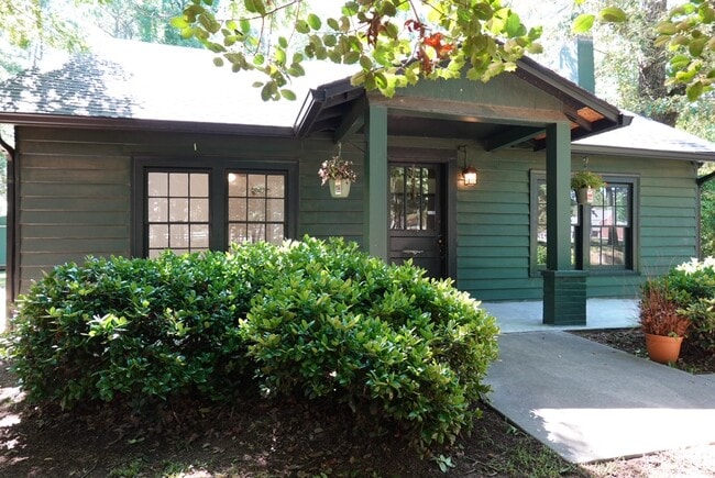 505 Cherokee Rd in Winterville, GA - Building Photo - Building Photo