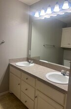 2417 87th St in Lubbock, TX - Foto de edificio - Building Photo