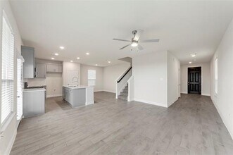 3208 Lucia Wy in Princeton, TX - Foto de edificio - Building Photo