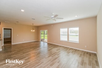 1544 Mathews Manor Dr in Jacksonville, FL - Building Photo - Building Photo