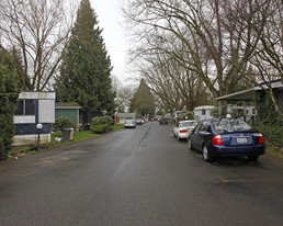 Walnut Mobile Home Park Apartments