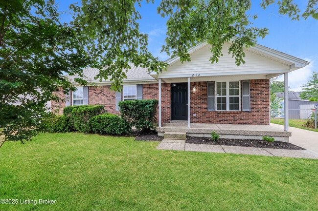 212 Tecumseh Dr in Shepherdsville, KY - Building Photo - Building Photo