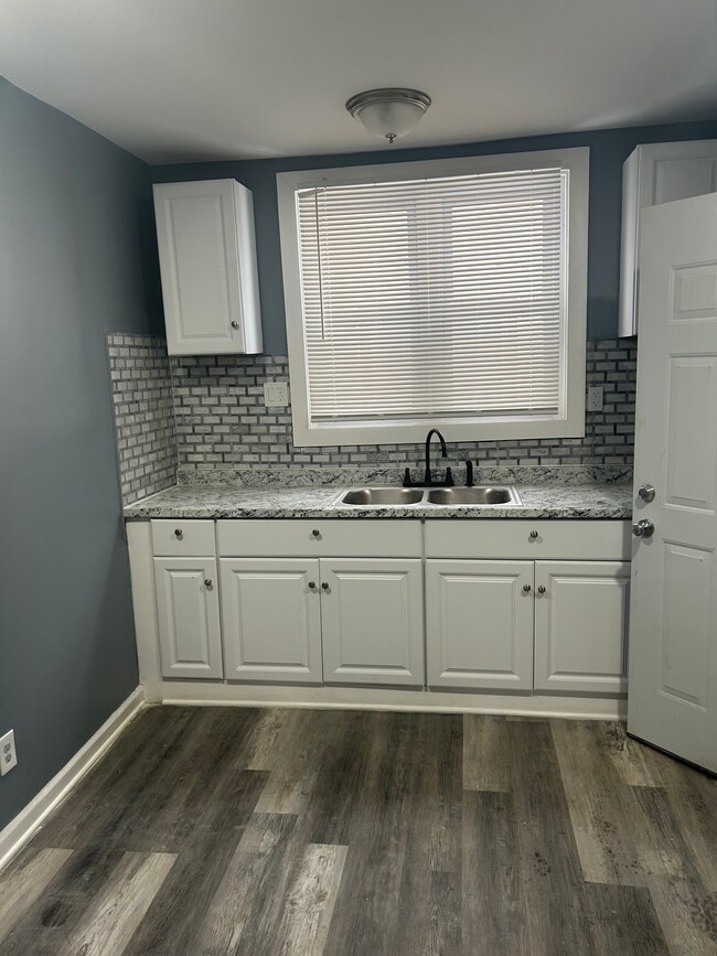 14557 Strathmoor St, Unit Bottom unit in Detroit, MI - Building Photo - Building Photo