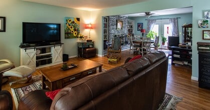 900 Laurel Dr in Rolla, MO - Building Photo - Building Photo