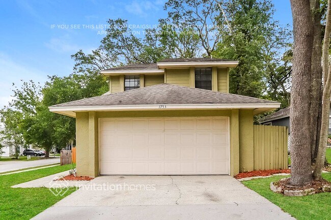 property at 1753 Summit Chase Ave