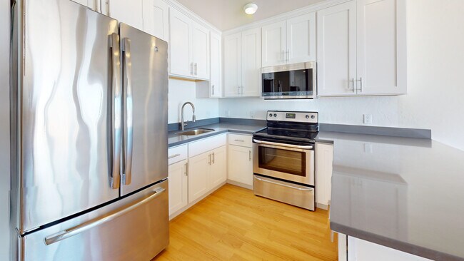 property at 653 Kansas St