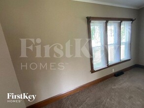 930 Fifth Street in Aurora, IL - Building Photo - Building Photo