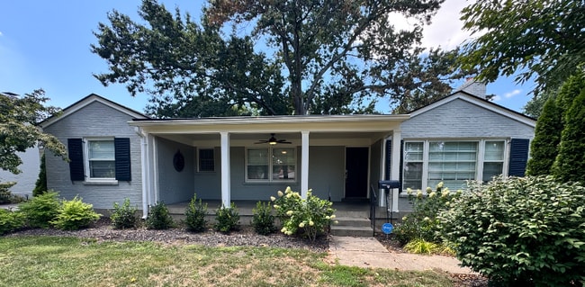 410 Kaelin Dr in Louisville, KY - Building Photo - Building Photo