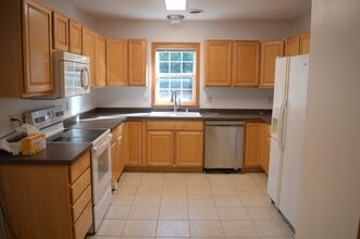 1701 Carns Dr in Madison, WI - Building Photo - Building Photo