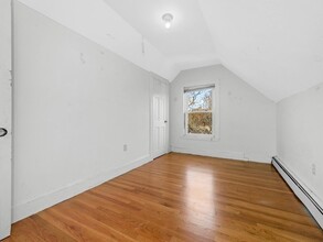 47R Creighton St, Unit 3 in Boston, MA - Building Photo - Building Photo